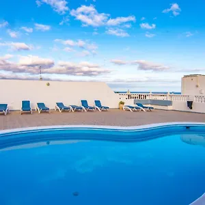 sea-view-colony-club.in-canary-islands.com/