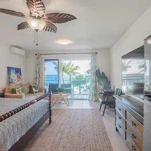 lux-maho-reef-studio-next-to-the-morgan-resort.comcaribbean.com/