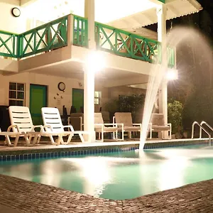 reefside-villa.comcaribbean.com/